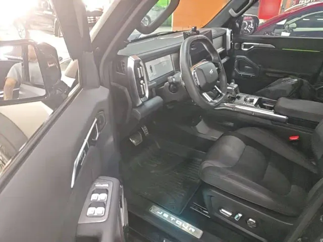 Jetour T2 — Фото автомобиля 15
