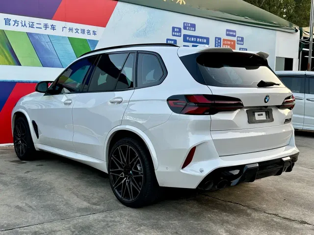 BMW X5 M — Фото автомобиля 7