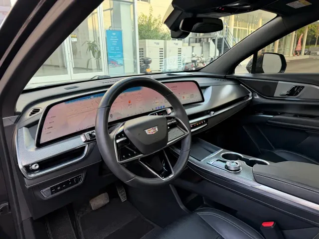 Cadillac XT5 — Фото автомобиля 5