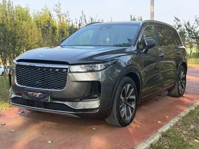 Li Auto ONE — Фото автомобиля 3
