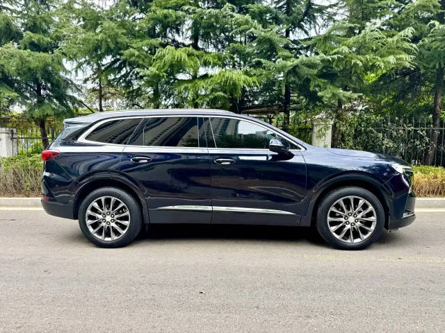 Buick Enclave — Фото автомобиля 7