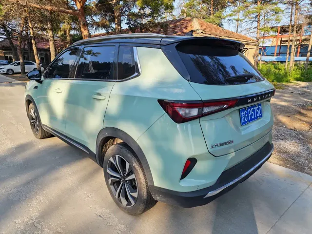 Wuling Asta — Фото автомобиля 10
