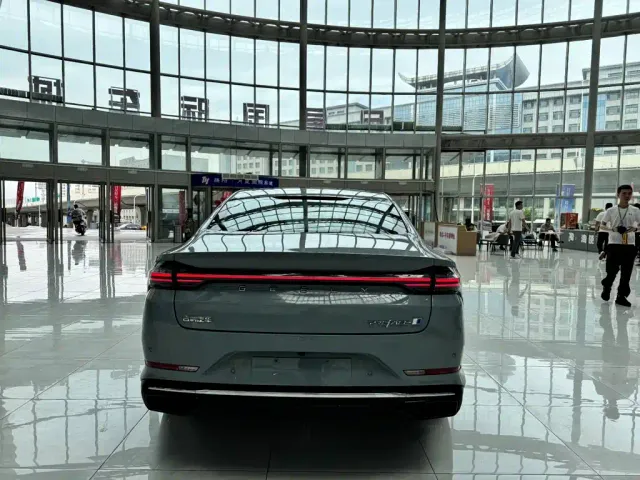 Geely Xingrui — Фото автомобиля 8