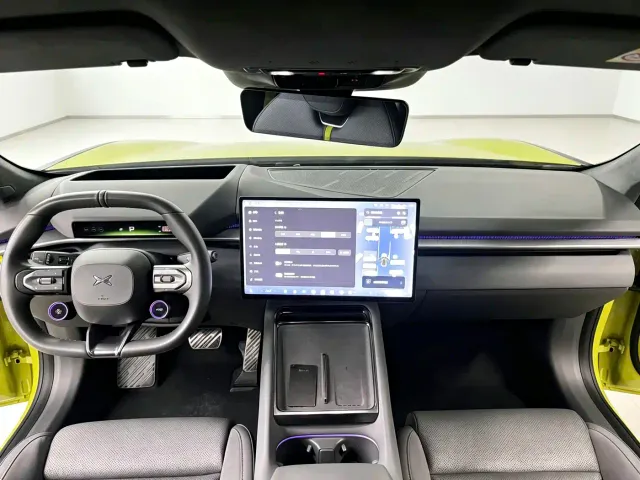 Xpeng P7 — Фото автомобиля 7