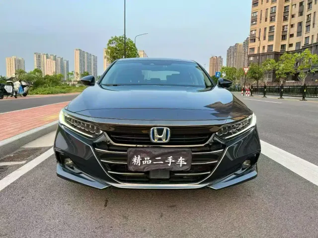 Honda Accord — Фото автомобиля 2