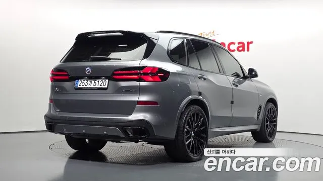 BMW X5 — Фото автомобиля 2