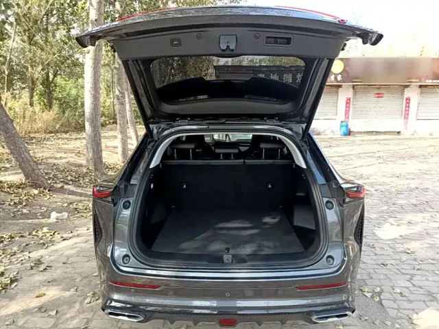 Changan Z6 — Фото автомобиля 18