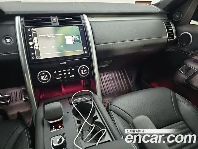 Land Rover Discovery — Фото автомобиля 10