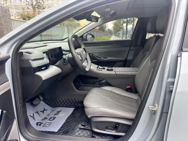 Geely Galaxy L6 — Фото автомобиля 4