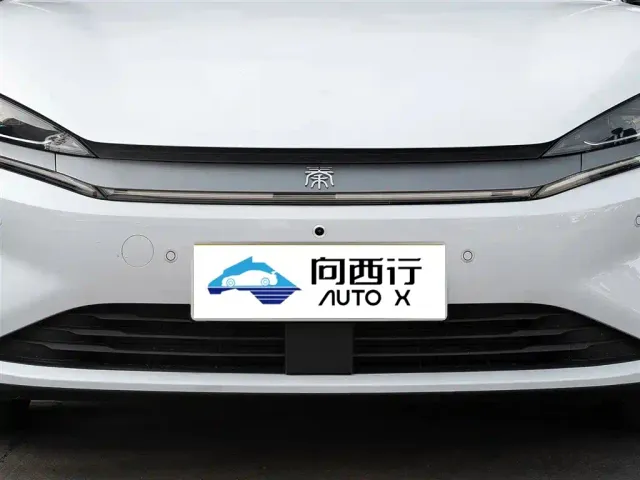 BYD Qin L — Фото автомобиля 18