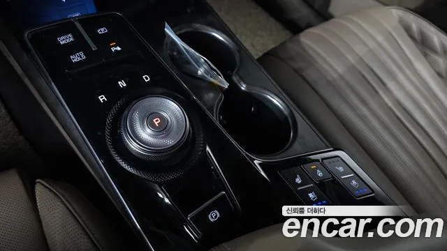 Kia K8 Hybrid — Фото автомобиля 12