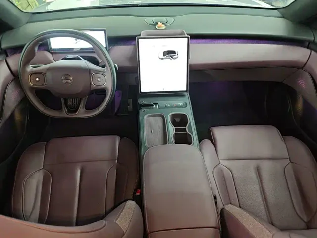 Nio ET5 Touring — Фото автомобиля 9