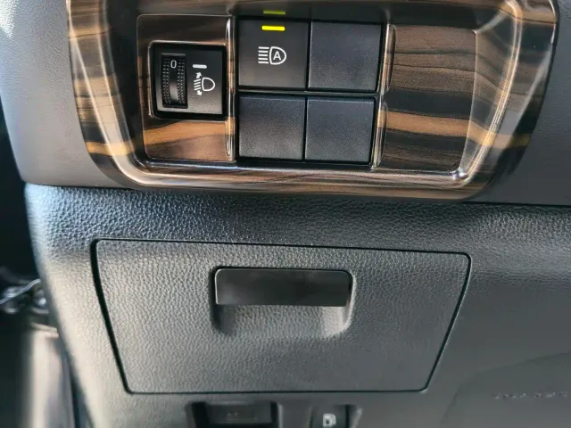 Toyota Highlander — Фото автомобиля 11
