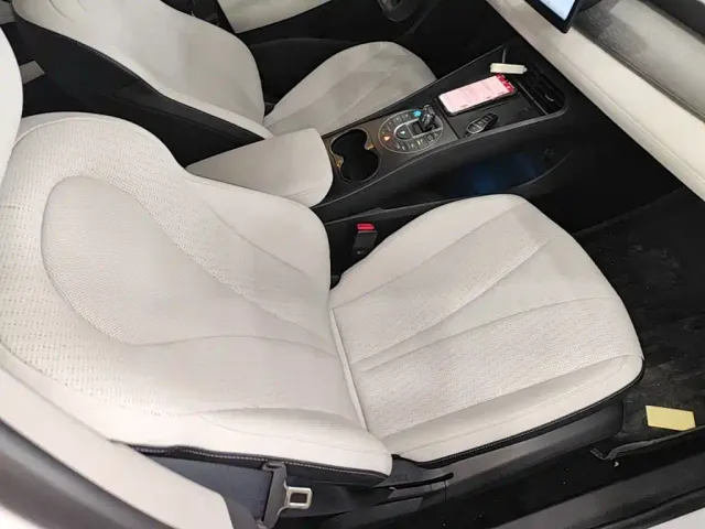 BYD Seal 05 DM-i — Фото автомобиля 24