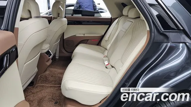 Hyundai Grandeur GN7 — Фото автомобиля 16