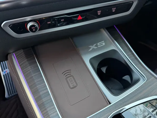 BMW X5 — Фото автомобиля 24