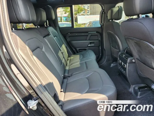 Land Rover Defender L663 — Фото автомобиля 10
