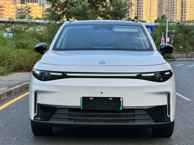 Leapmotor C16 — Фото автомобиля 2