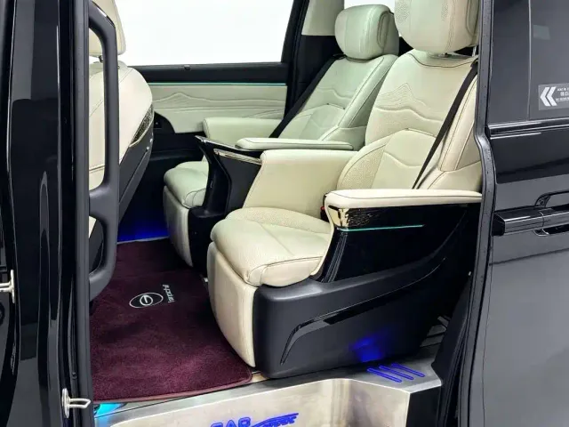 GAC Trumpchi E9 — Фото автомобиля 5