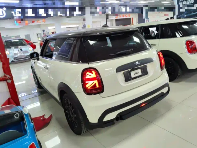 MINI Hatch — Фото автомобиля 4