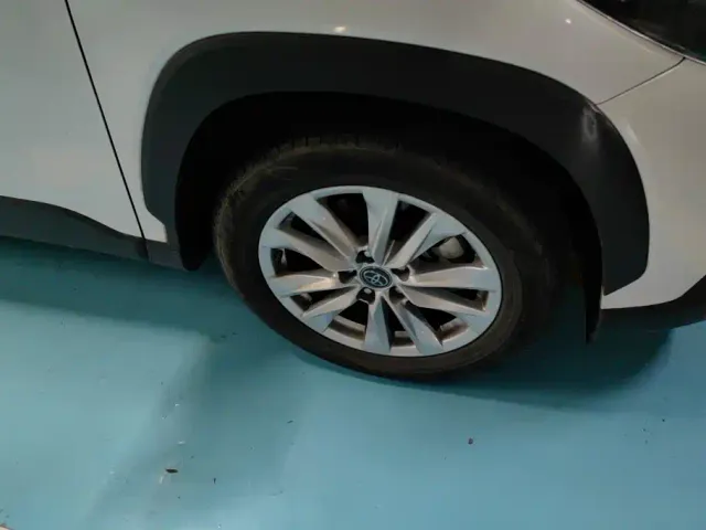 Toyota Corolla Cross — Фото автомобиля 6