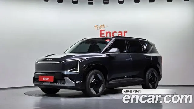 Фотография автомобиля — Kia EV5