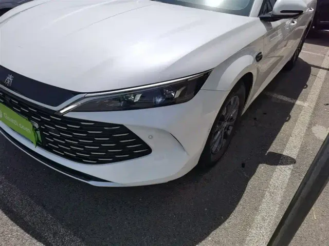 BYD Qin L — Фото автомобиля 22