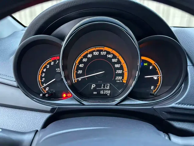 Toyota YARiS L Zhi Xuan — Фото автомобиля 15