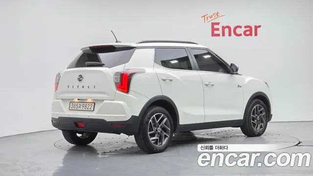 KG_Mobility_Ssangyong TIBOLI Very New Tivoli Бензин 1.5 2WD — Фото автомобиля 2