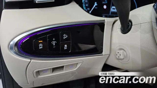 Genesis GV70 2.5T Бензин 2WD — Фото автомобиля 18