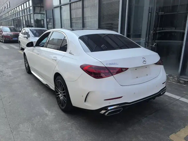 Mercedes-Benz C-Class — Фото автомобиля 4