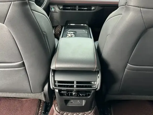 Ford Mondeo — Фото автомобиля 20