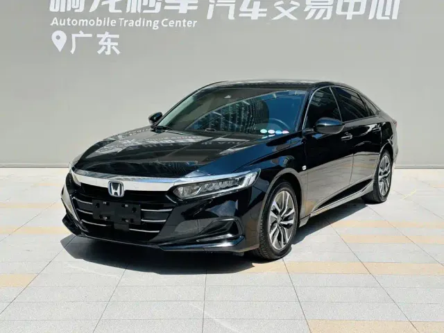 Honda Accord — Фото автомобиля 15