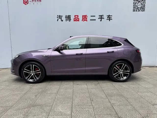 Aito M5 — Фото автомобиля 4