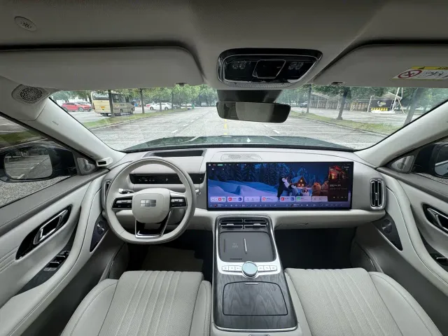 Geely Galaxy M9 — Фото автомобиля 9