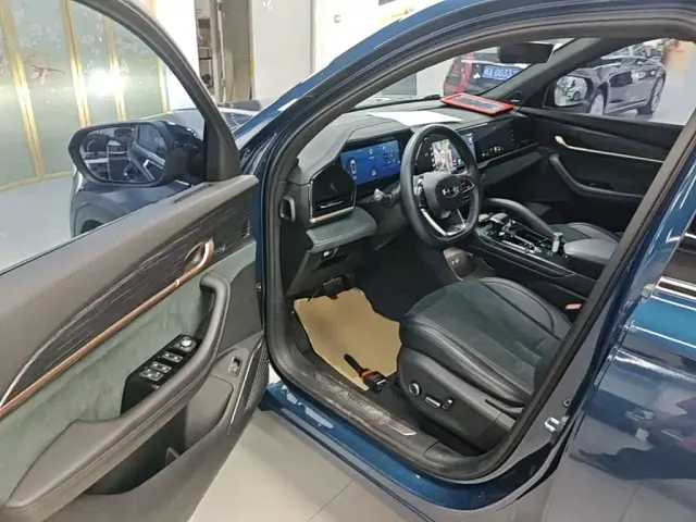 Geely Xingyue L — Фото автомобиля 15