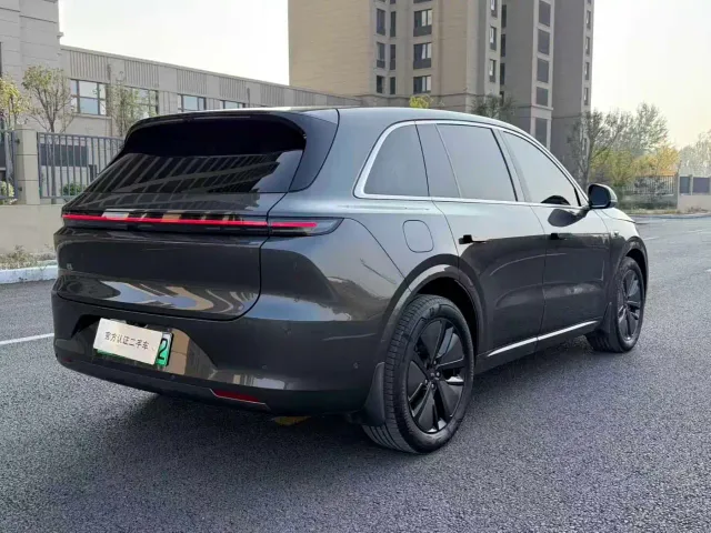 Li Auto L6 — Фото автомобиля 7