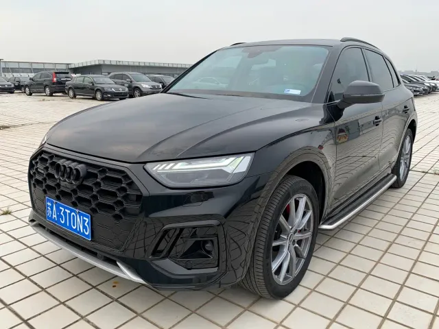 Фотография автомобиля — Audi Q5L