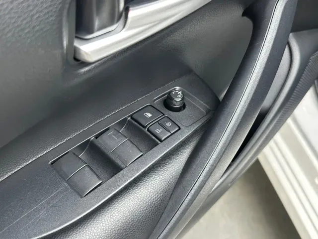 Toyota Corolla — Фото автомобиля 10