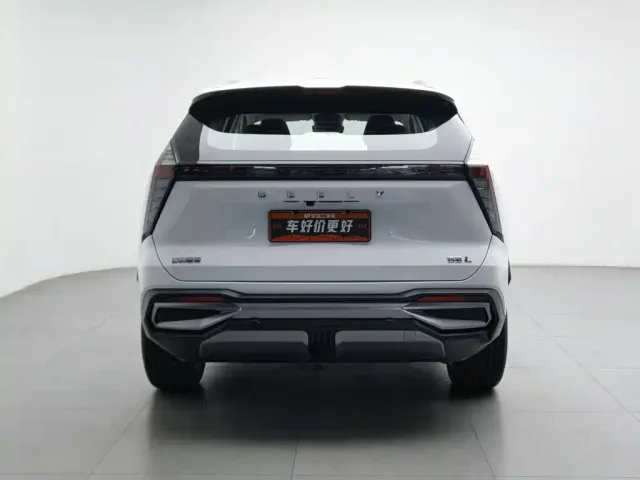 Geely Boyue L — Фото автомобиля 4