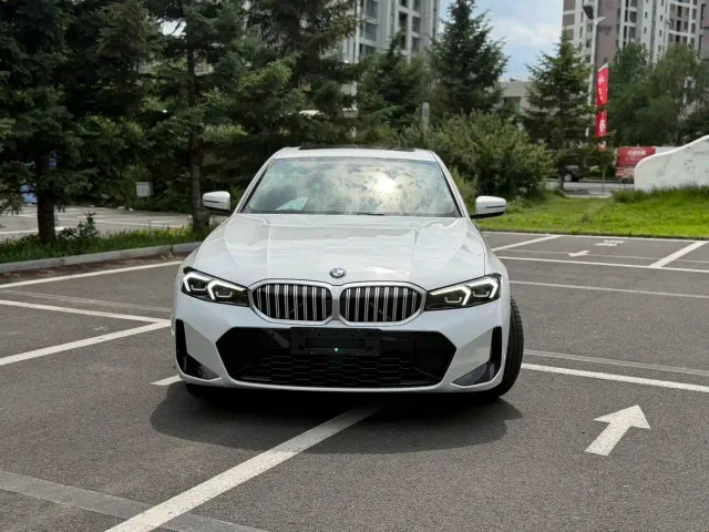 BMW 3 Series — Фото автомобиля 2