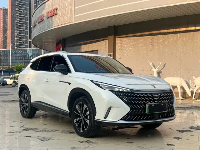 Roewe RX5 — Фото автомобиля 3