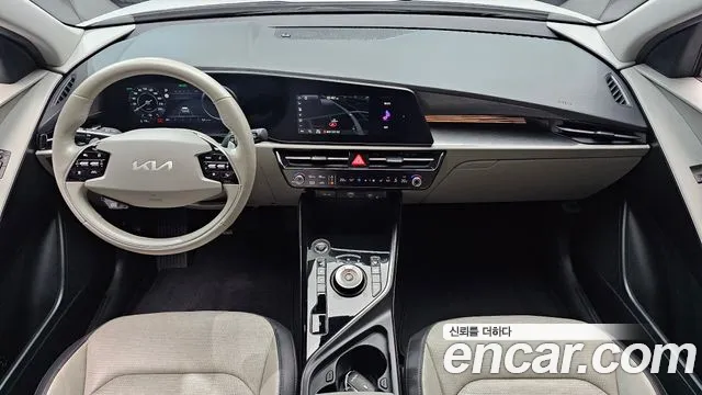 Kia Niro Niro (New) — Фото автомобиля 10