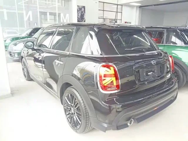 MINI Hatch — Фото автомобиля 4