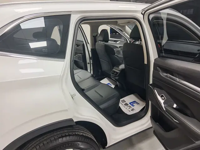 Haval H6 — Фото автомобиля 11