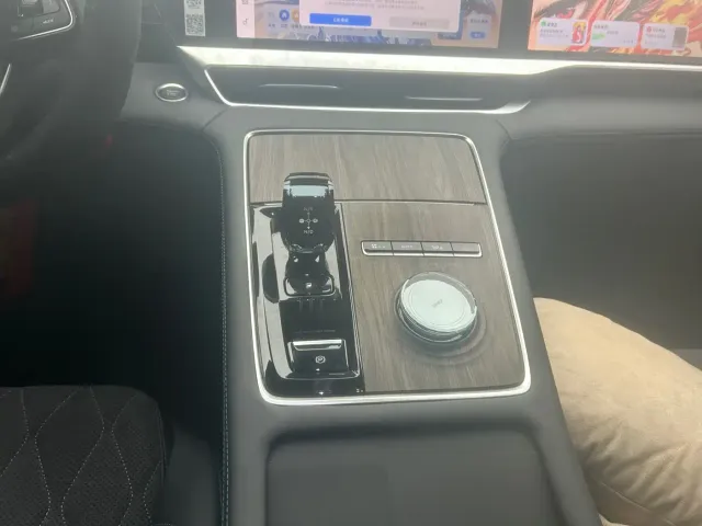 Geely Xingyue L — Фото автомобиля 8