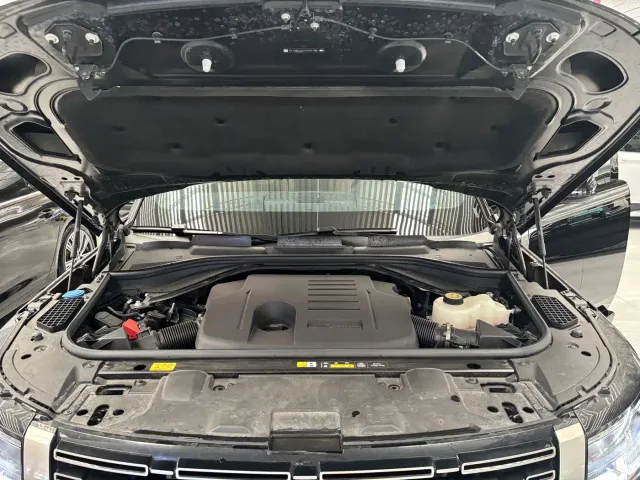 Land Rover Range Rover — Фото автомобиля 7