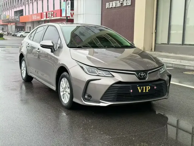 Toyota Corolla — Фото автомобиля 3
