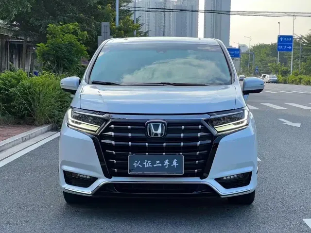Honda Elysion — Фото автомобиля 2