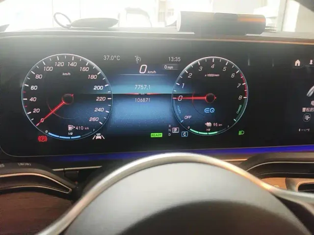 Mercedes-Benz GLE-Class — Фото автомобиля 15